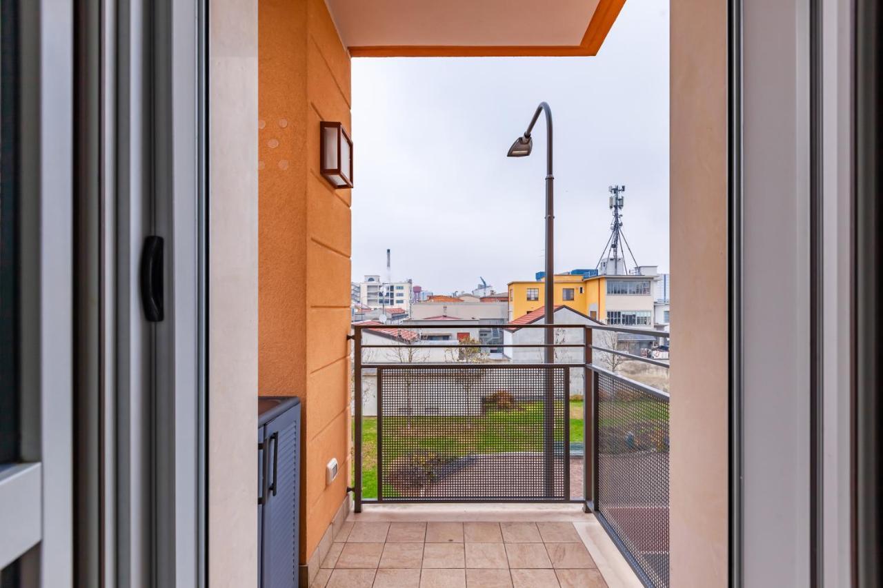 Milano Balcony Apt Apartment Exterior photo
